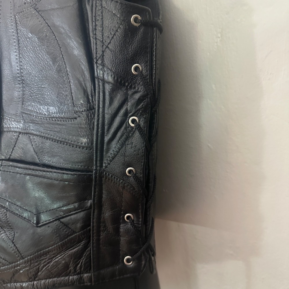 Harley Davidson Patchwork Leather Vest Medium Gen… - image 3